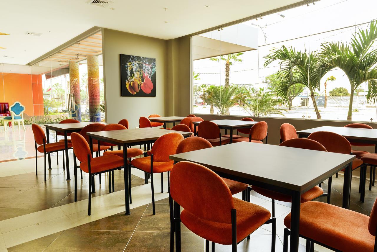 Np Hotel Y Suites Guayaquil Exteriér fotografie